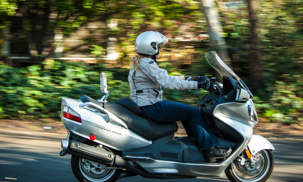 Taking my microphone a little motorcycle joy ride.